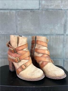 Women’s freebird by Steven size 9